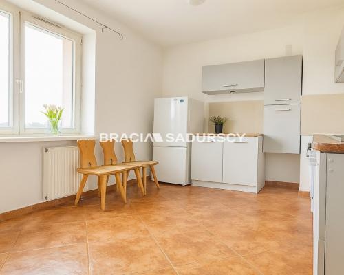 Sprzedam kawalerkę, Czyżyny.