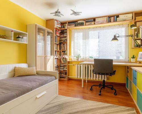 SŁONECZNE, ZADBANE 4-POKOJOWE W DOBREJ LOKALIZACJI