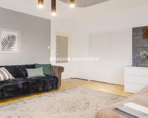 Stare Podgórze, świetna lokalizacja,do wejścia