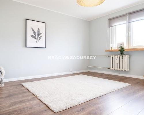 3-pok, ul. Kobierzyńska, super lokalizacja