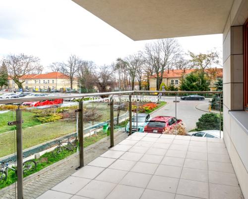 3-pok./Bronowice Małe/zamykany garaż/ul.Głowackieg