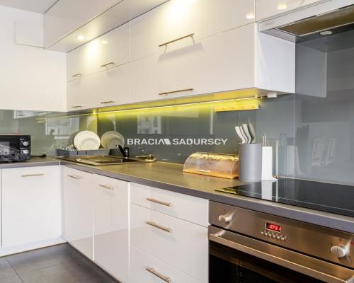 Gotowe do wejścia | 2 pok | duży balkon | parking