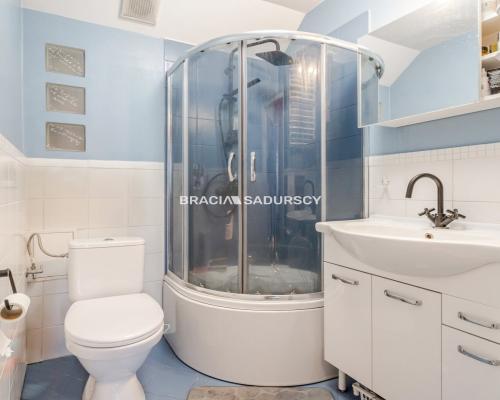 Szybko sprzedamy. Spółdzielców dwa pokoje.