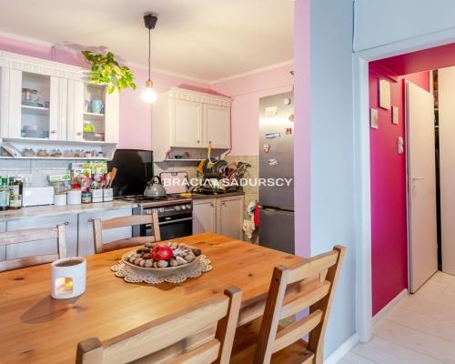 Szybko sprzedamy. Spółdzielców dwa pokoje.