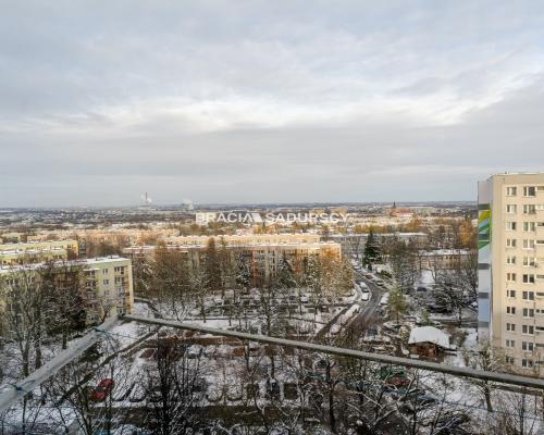 Szybko sprzedamy. Spółdzielców dwa pokoje.