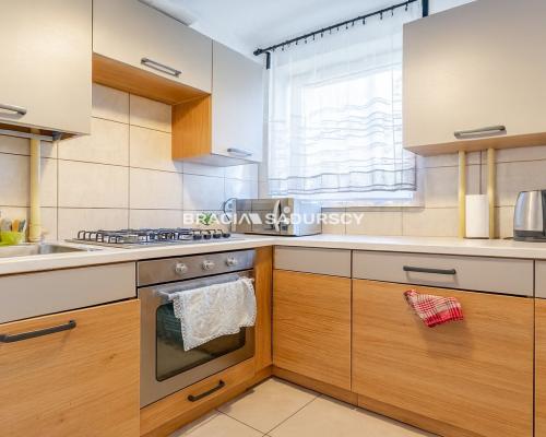 3 pok z osobną kuchnią ul.Stachiewicza.