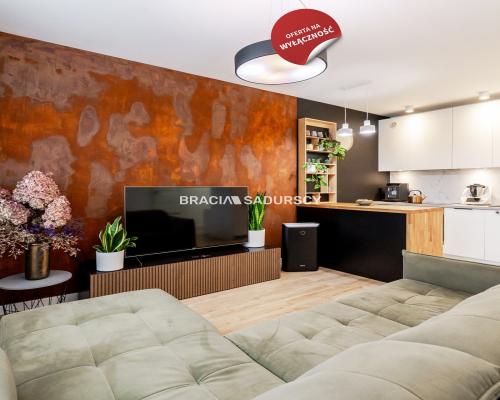 4 pok Mieszkanie 73m z ogródkiem 60m Modlniczka