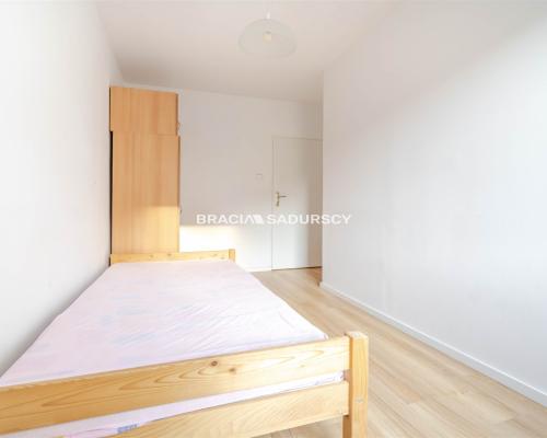 64m2 4 pok+ os kuchnia balkon Bronowice