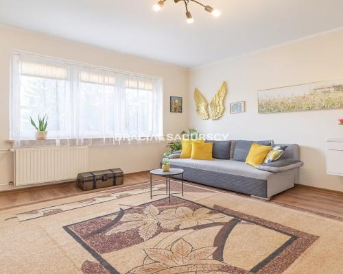 62,2 m2 w bloku z własnym terenem zielonym