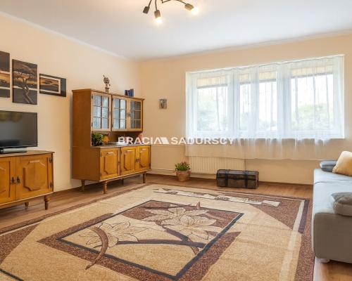 62,2 m2 w bloku z własnym terenem zielonym