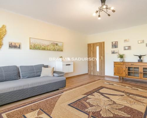 62,2 m2 w bloku z własnym terenem zielonym