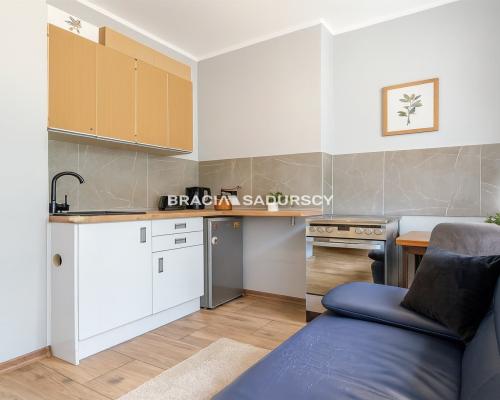 62,2 m2 w bloku z własnym terenem zielonym