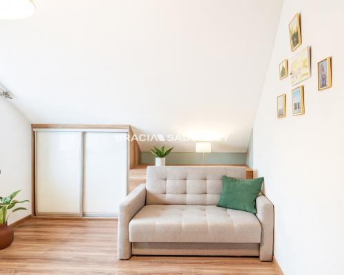 Wieliczka – dwupoziomowe mieszkanie 74 m²