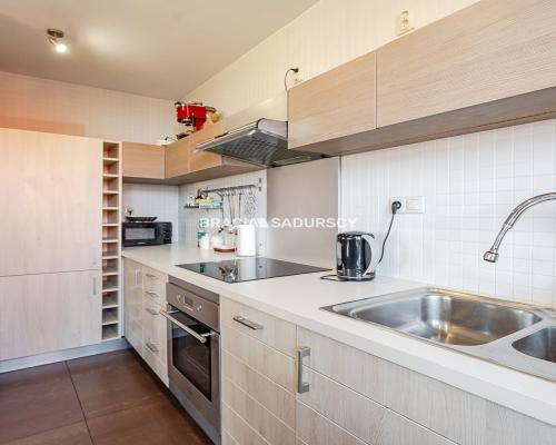 Przestronne mieszkanie z dużym tarasam / parking