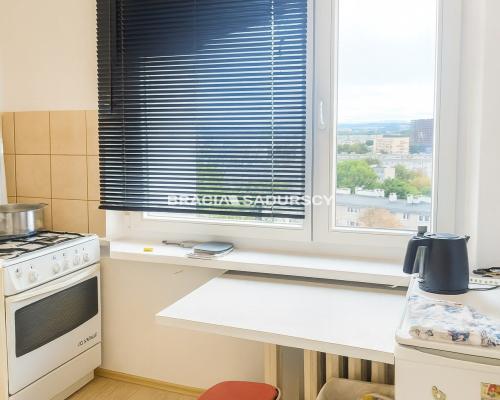 3 POKOJOWE USTAWNE DO REMONTU 52M2 UGOREK