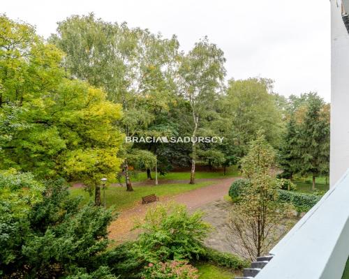 Słoneczne 2 pok. mieszkanie na os. Szklane Domy.