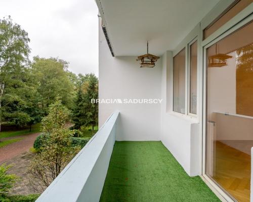 Słoneczne 2 pok. mieszkanie na os. Szklane Domy.