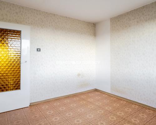 M-3 POK, 4 PIĘTRO BALKON UL. GOŁAŚKA DO REMONTU