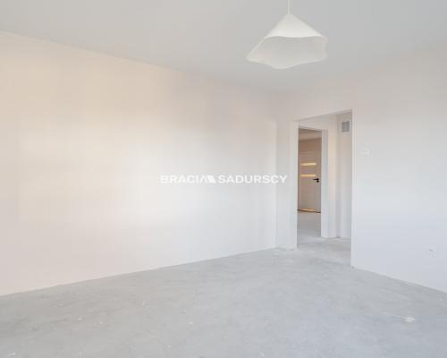 3 pok mieszkanie z 2 balkonami