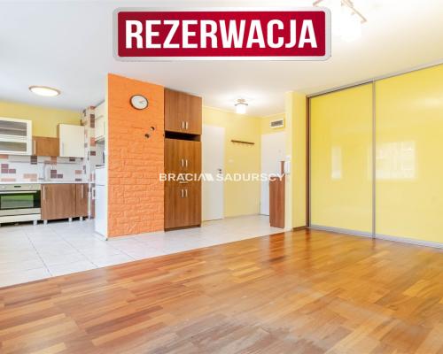 Bieńczyce, ul. Okulickiego. Mieszkanie 1-pokojowe o pow. użytkowej 27,70 m 2  z miejscem postojowym.  

 Mieszkanie, na 1 piętr