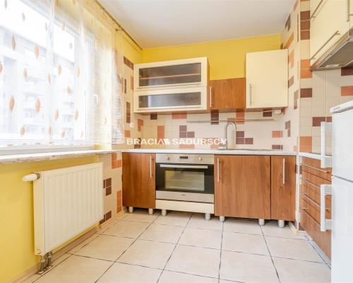 Bieńczyce, ul. Okulickiego. Mieszkanie 1-pokojowe o pow. użytkowej 27,70 m 2  z miejscem postojowym.  

 Mieszkanie, na 1 piętr