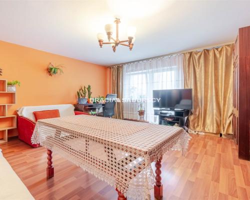 Krak&oacute;w, Mistrzejowice - 2 pokoje 53 m&sup2;   

 Oferujemy przestronne 2-pokojowe mieszkanie o powierzchni 53,02 m&sup2;