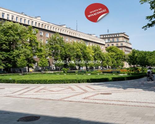 Krak&oacute;w, Nowa Huta, Osiedle Centrum B, 3-pokojowe mieszkanie o pow. 70 m2. Mieszkanie położone przy reprezentacyjnej Alei