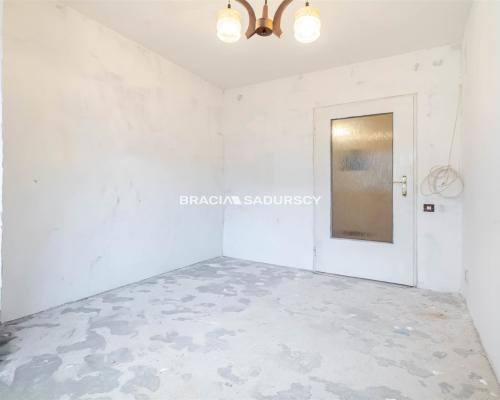 3 pokojowe os Kazimierzowskie.