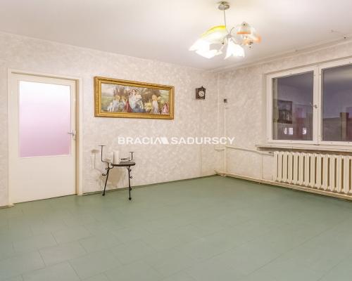 3 pok do remontu z możliwościa przerobienia na 4