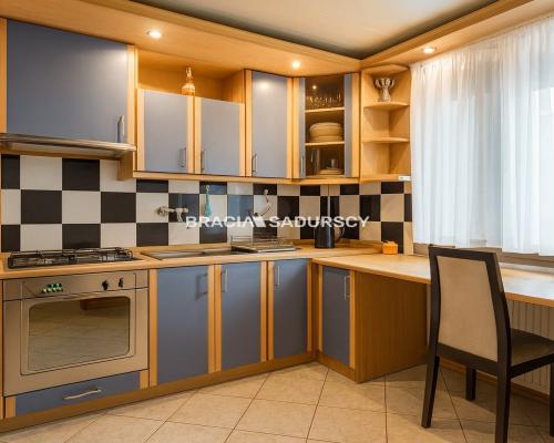 M-3 pok + kuchnia |54 M|piwnica|balkon| Kurdwanów