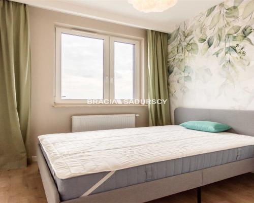 Wynajmę nowe 2-pok mieszkanie dla singla/ul.Reduta