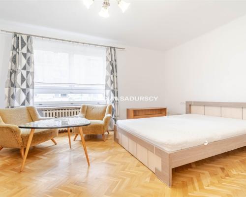 M-2 POK 51 M2 NOWA HUTA BALKON GARDEROBA PREMIUM