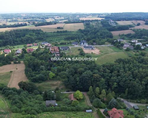 15 arowa  działka budowlana w Michałowicach