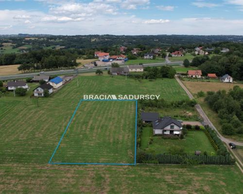 działka budowlano-usługowa w Głogoczowie