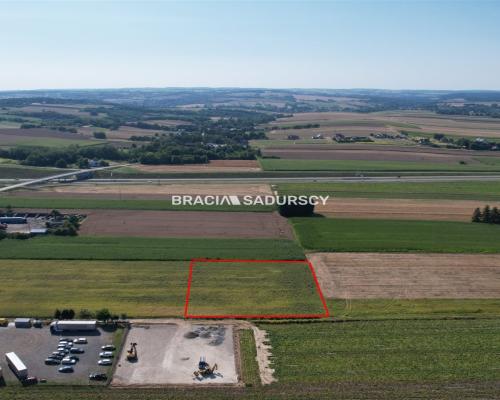 Działka usługowa 30ar blisko Krakowa