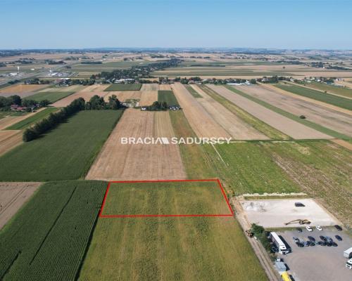 Działka usługowa 30ar blisko Krakowa