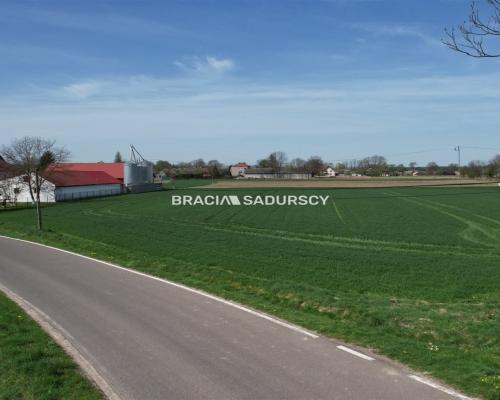 Działka budowlano-usługowa Wezerów, Słomniki