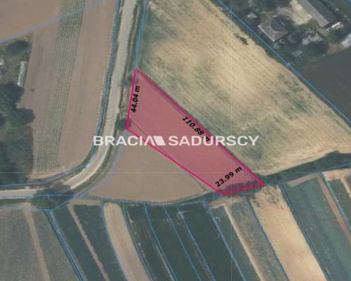 Glewiec, gm. Koniusza. Działka budowlana o pow. 2554 m 2 , bezpośrednio przy drodze publicznej.  
 
Działka budowlano-rolna o p