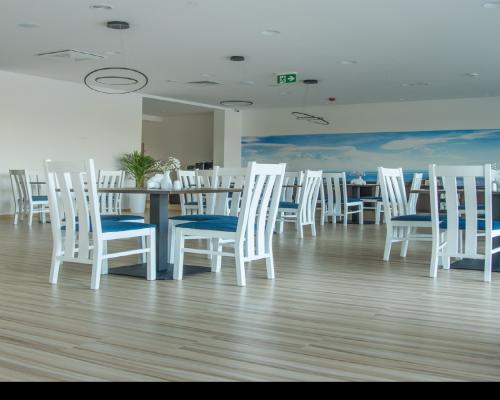 Apartament Mielno-Holiday*401, nad samym morzem.