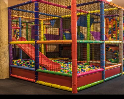 Apartament Mielno-Holiday*401, nad samym morzem.