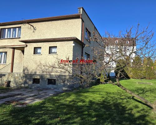 Solidny dom w dobrej lokalizacji.