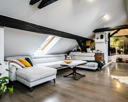 Wyjątkowe mieszkanie z widokiem na park - Świdnica