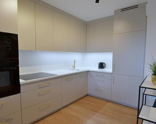 Stylowe 2 pokoje z balkonem, z widokiem na zieleń