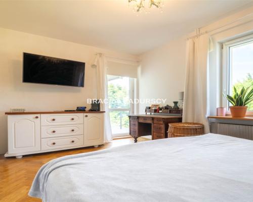 Dom z atrakcyjną działką, Karniowice