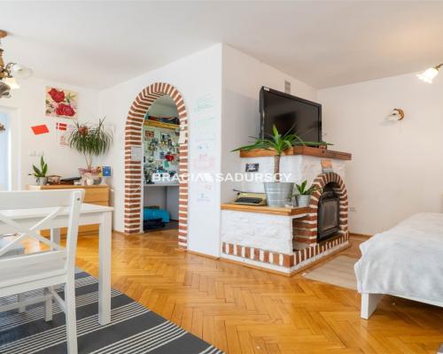 Dom z atrakcyjną działką, Karniowice