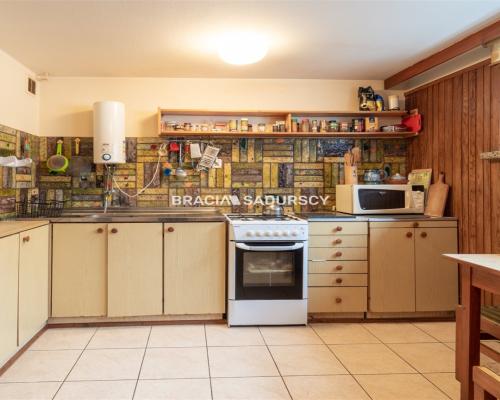 Łysa Góra, przestronny dom z potencjałem, 9 arów