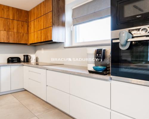 Głogoczów, pięknie położone nieruchomości, 2 domy