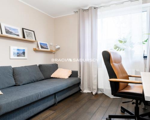 Głogoczów, pięknie położone nieruchomości, 2 domy