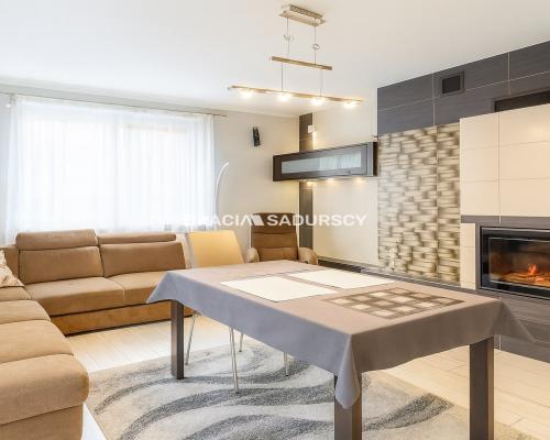 Dom w Wieliczce - wysoki standard - taras - ogród