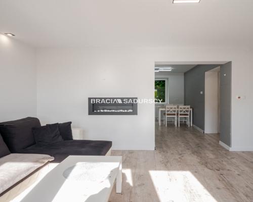 Wolnostojący, wyremontowany dom blisko Krakowa